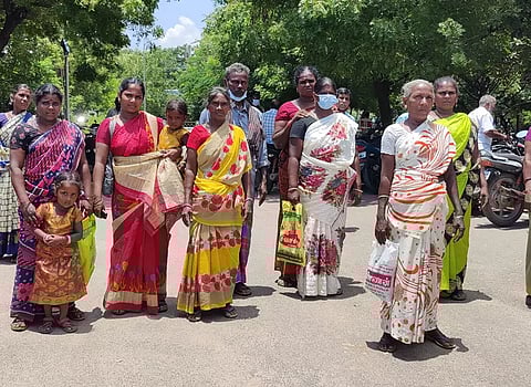 தொகுப்பு வீடு பழுது நீக்கம் செய்தல் திட்டத்தின்கீழ் சீரமைப்பு தொகை வழங்கப்படாததால் பொதுமக்கள் குமுறல்