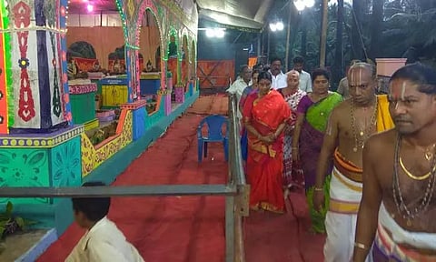 கோழிகுத்தி வானமுட்டி பெருமாள் கோவிலில் யாகசாலை பூஜை