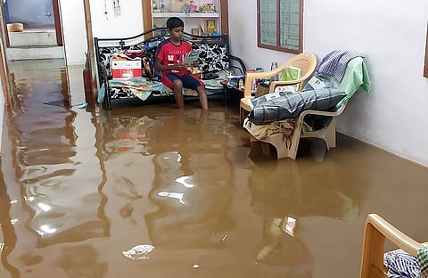 200 வீடுகளுக்குள் வெள்ளம் புகுந்தது