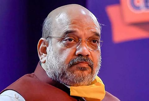 மத்திய உள்துறை மந்திரி அமித்ஷா வாகனம் சென்றபோது ஆம்புலன்ஸ் நிறுத்தப்பட்டதா?- மும்பை போலீசார் விளக்கம்