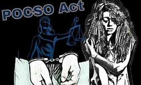 வாலிபர் போக்சோவில் கைது