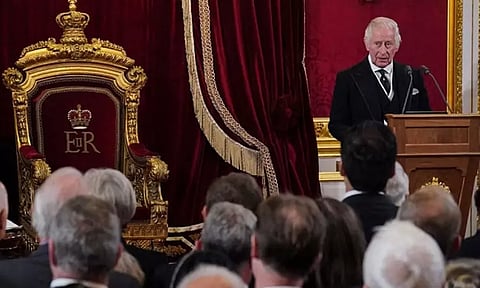 பிரிட்டன் மன்னராக பொறுப்பேற்றுக்கொண்டார் சார்லஸ்