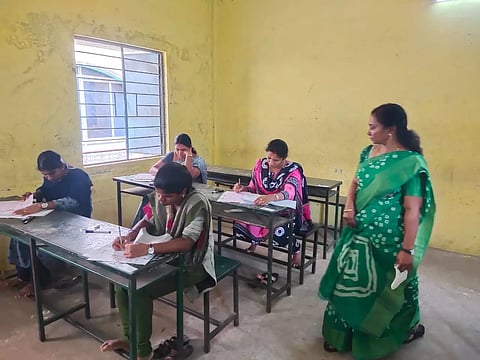 428 பேர் டி.என்.பி.எஸ்.சி. தேர்வு எழுதினர்