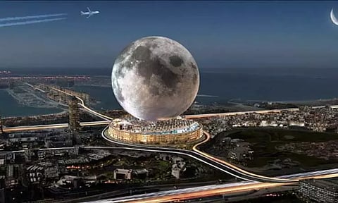 துபாயில் நிலவின் வடிவத்தில் அமையும் பிரம்மண்ட சொகுசு விடுதி