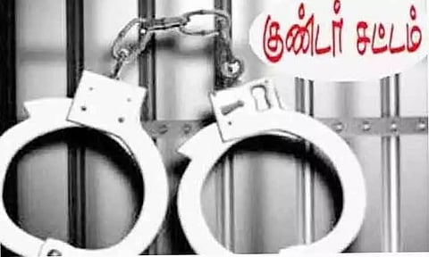 குண்டர் சட்டத்தில் 4 பேர் கைது