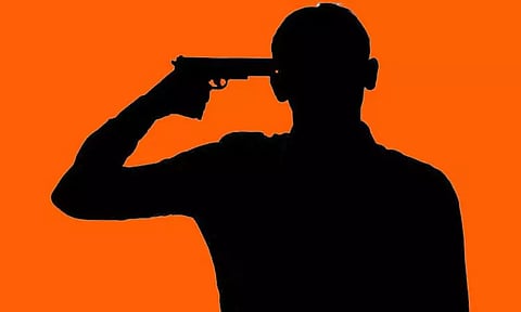 சென்னையில் விமானப்படை வீரர் துப்பாக்கியால் சுட்டு தற்கொலை...!