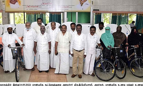 உலமாக்கள் நலவாரிய உறுப்பினர்கள் 459 பேருக்கு சைக்கிள்