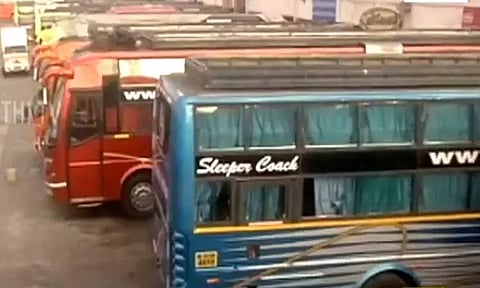 இரு மடங்கு கட்டண உயர்வு... பயணிகளுக்கு பேரதிர்ச்சி கொடுக்கும் ஆம்னி பஸ்கள்