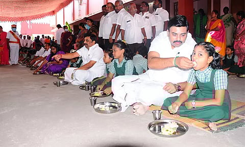 நாமக்கல்லில் காலை உணவு திட்டம் தொடக்கம்: அமைச்சர் மதிவேந்தன் தொடங்கி வைத்தார்