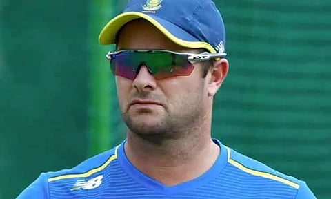 ஐபிஎல் : மும்பை அணியின் தலைமை பயிற்சியாளராக மார்க் பவுச்சர் நியமனம்