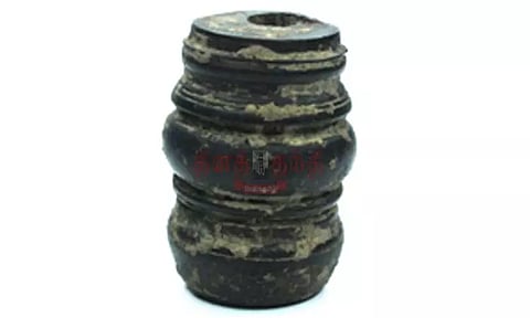 கீழடி அகழாய்வில் யானை தந்தத்தில் செய்யப்பட்ட பாசி மணி கண்டுபிடிப்பு