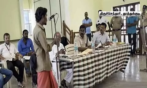 குலசை தசரா திருவிழா குறித்து ஆலோசனைக் கூட்டம் - தசரா குழு நிர்வாகிகள் பங்கேற்பு