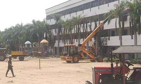 64 நாட்களுக்கு பிறகு கனியாமூர் பள்ளியில் மறுசீரமைப்பு பணிகள் தொடங்கியது