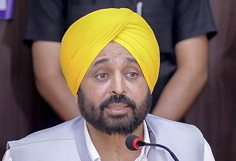 பஞ்சாப் முதல் மந்திரி பகவந்த் மான் குடிபோதையில் விமானத்தில் ஏறினாரா...? மத்திய அரசு விசாரணை