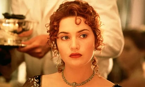 படப்பிடிப்பில் விபத்து: டைட்டானிக் பட நடிகை ஆஸ்பத்திரியில் அனுமதி