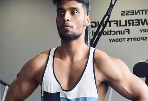 காதலி - மாமியார் நிர்வாண படங்களை ஆன்லைனில் வெளியிட்ட சென்னை டாக்டர் கொலை