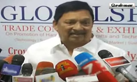 நெசவாளர்களுக்கு கூடுதல் இலவச மின்சாரம் வழங்குவது குறித்து பரிசீலனை - அமைச்சர் ஆர்.காந்தி தகவல்