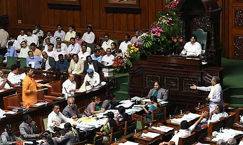 கர்நாடக சட்டசபையில் மதமாற்ற தடை சட்ட திருத்த மசோதா நிறைவேறியது