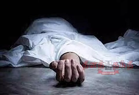 லாரி மோதி வாலிபர் பலி