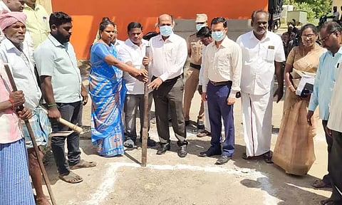 மழைநீர் சேகரிப்பு கட்டமைப்பு பணிகள்