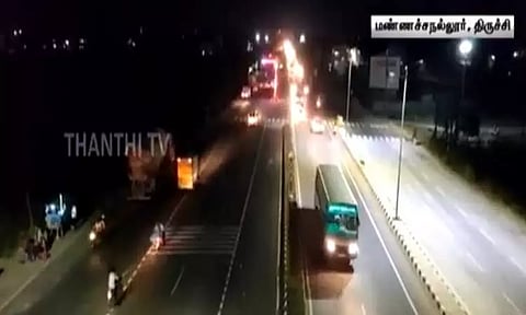 நெடுஞ்சாலையில் பைக்கில் செல்பவர்களிடம் வழிப்பறி கொள்ளை- வெளிவந்த அதிர்ச்சி தகவல்