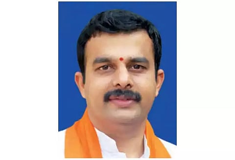 மின் கட்டணம் உயர்வுக்கு காரணம் என்ன?; மந்திரி சுனில்குமார் விளக்கம்