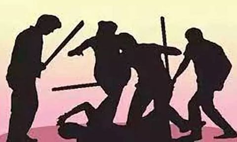 கஞ்சா விற்பனை கும்பலை பிடிக்க சென்றபோது போலீஸ் இன்ஸ்பெக்டர் மீது கொலைவெறி தாக்குதல்