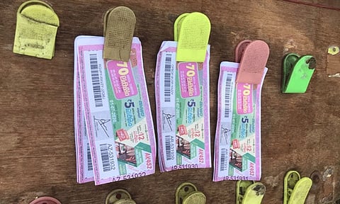 சாம்ராஜ்நகரில் அதிகரித்து வரும் கேரள லாட்டரி சீட்டு விற்பனை; நடவடிக்கை எடுக்க பொதுமக்கள் கோரிக்கை