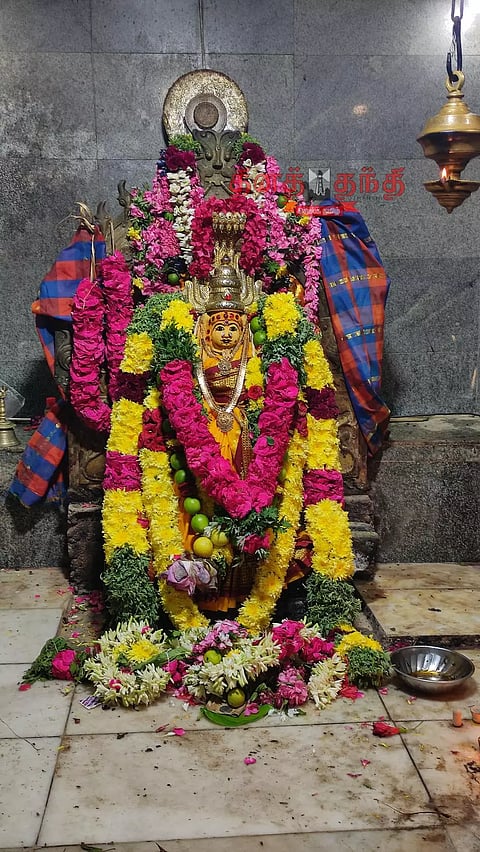 மகாளய அமாவாசையையொட்டி மோகனூர் பகுதி கோவில்களில் சிறப்பு பூஜை