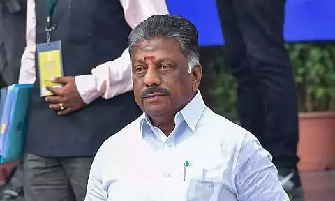 ஆந்திரா இரண்டு நீர்த்தேக்கங்கள் கட்டுவதை தடுத்து நிறுத்த வேண்டும்- ஓபிஎஸ் அறிக்கை