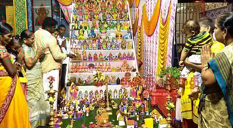 மகா மாரியம்மன் கோவிலில் நவராத்திரி விழா