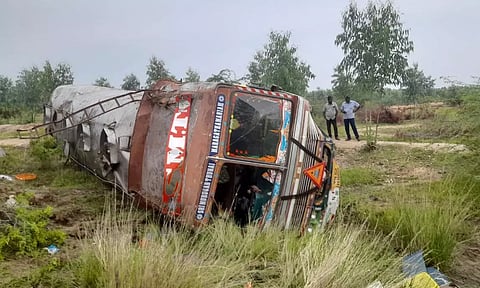 பாமாயில் பிடித்த பொதுமக்கள் விரட்டியடிப்பு