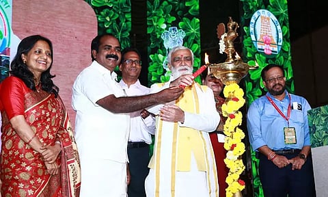 பிளாஸ்டிக் மாற்றுப் பொருள் தயாரிப்பு துறையை மாநில அரசுகள் ஊக்குவிக்க வேண்டும் - மத்திய இணை மந்திரி அஸ்வினி குமார் செளபே