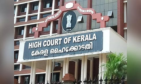 கேரளாவில் போராட்டத்தின் போது பொதுச்சொத்துக்கள் சேதம் ; பி.எப்.ஐ. ரூ.5.20 கோடி டெபாசிட் செய்ய ஐகோர்ட்டு உத்தரவு