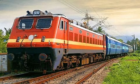 மைசூரு, யஷ்வந்த்பூரில் இருந்து தென்மாவட்டங்களுக்கு சிறப்பு கட்டண சிறப்பு ரெயில் இயக்கம்