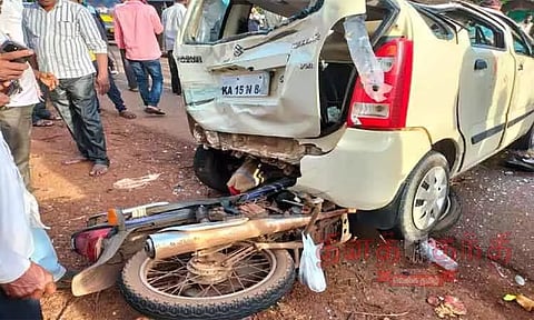 சங்கிலி தொடர் விபத்து; 4 பேர் படுகாயம்