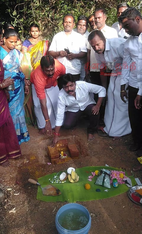 பயணிகள் நிழற்கூடம்