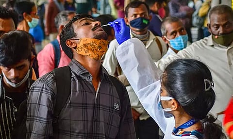 தொடர்ந்து குறைகிறது தொற்று: புதிதாக 3,375 பேருக்கு கொரோனா