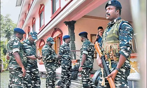 தமிழகம், கேரளாவை சேர்ந்த இந்துமத தலைவர்களுக்கு கூடுதல் பாதுகாப்பு