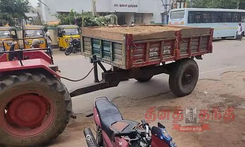 மணல் கடத்திய 2 பேர் கைது