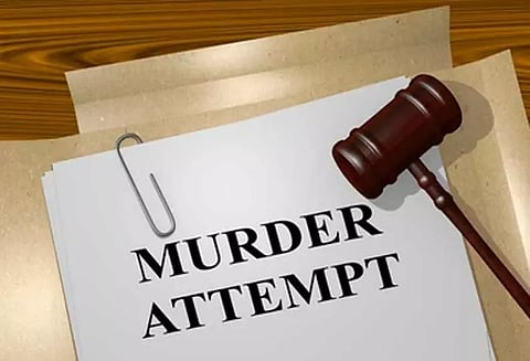 பெங்களூருவில் சொத்துக்காக தாயை கொல்ல முயன்றவர் கைது