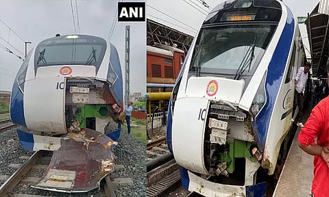 மும்பை-காந்திநகர் வந்தே பாரத் எக்ஸ்பிரஸ் ரெயில் விபத்தில் சிக்கியது