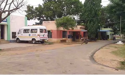 மீன்சுருட்டி ஆரம்ப சுகாதார நிலையத்தில் டாக்டர்கள் பற்றாக்குறையால் நோயாளிகள் அவதி