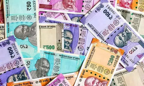 டாலருக்கு நிகரான இந்திய ரூபாயின் மதிப்பு வரலாறு காணாத வீழ்ச்சி..!