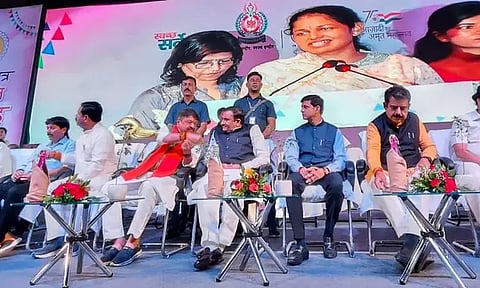 இந்தூர் நகரின் தூய்மைக்கு மக்களே காரணம், அதிகாரிகள் அல்ல பா.ஜனதா நிர்வாகி பரபரப்பு கருத்து