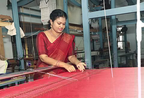 மாற்றம் வாழ்வில் முன்னேற்றும் - மைதிலி