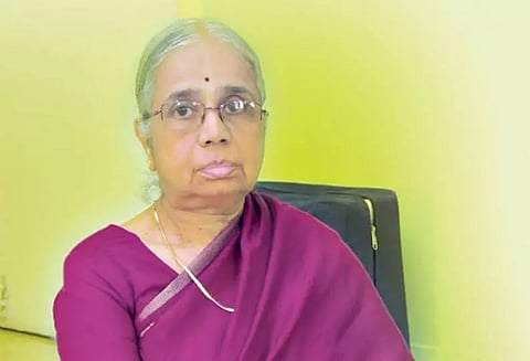 கலைநயமிக்க பொம்மைகள் உருவாக்கும் லட்சுமி நம்பி