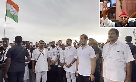 ராகுல் காந்தியின் பாதயாத்திரையில் தொண்டர்களுடன் சேர்ந்து முலாயம் சிங் யாதவுக்கு மவுன அஞ்சலி..!