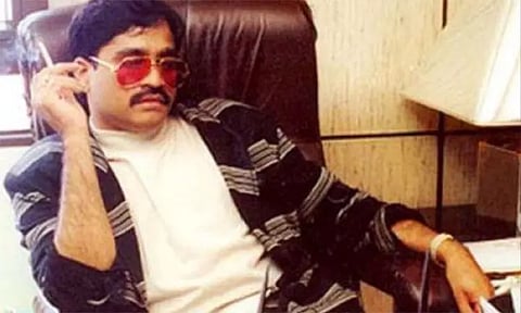 மிரட்டி பணம் பறிக்க முயற்சி; தாதா தாவூத் இப்ராகிம் கூட்டாளிகள் 5 பேர் கைது