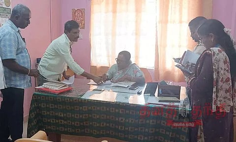 நாட்டறம்பள்ளி தாலுகா அலுவலகத்தில் வருவாய் அலுவலர் ஆய்வு